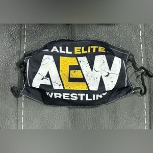 💚2 FOR 25 LISTING SALE💚 AEW covid/face covering mask! 😷 NEW! Online exclusive!